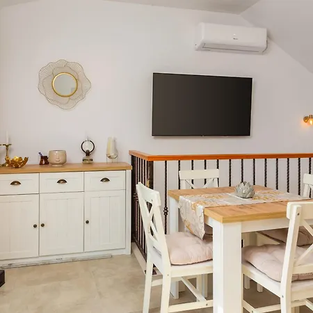 Bobel Deluxe Tiny House بيت للعطل *