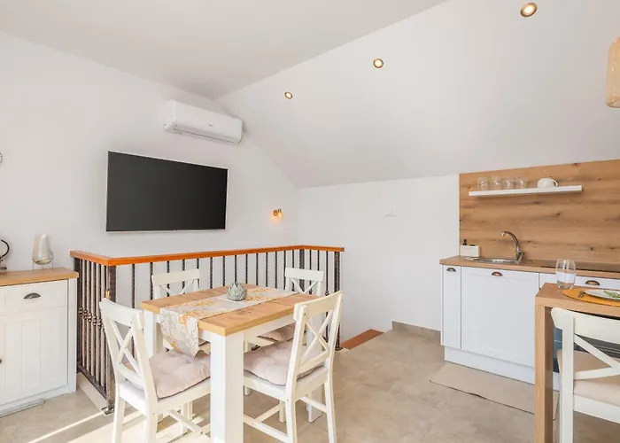 Bobel Deluxe Tiny House