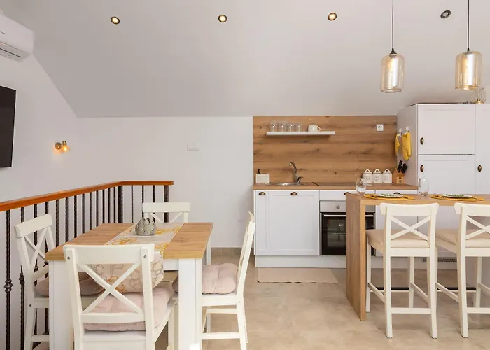 Bobel Deluxe Tiny House *