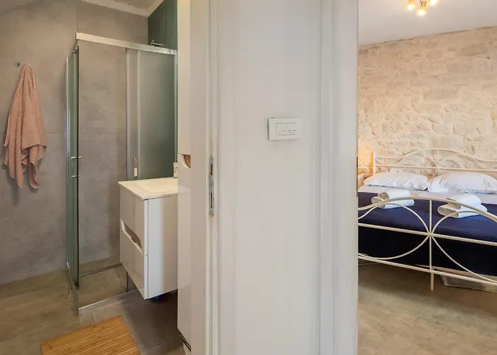 Bobel Deluxe Tiny House