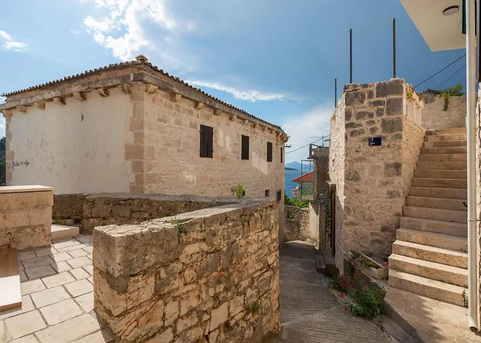 Bobel Deluxe Tiny House *