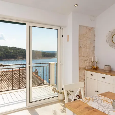 Bobel Deluxe Tiny House Holiday home Povlja (Brac)