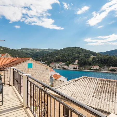 Holiday home Bobel Deluxe Tiny House Povlja (Brac)