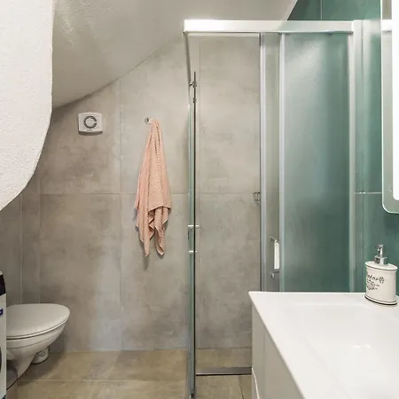 Nyaraló Bobel Deluxe Tiny House *