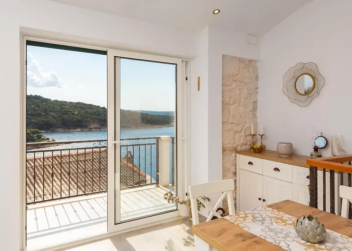Bobel Deluxe Tiny House Holiday home Povlja (Brac)